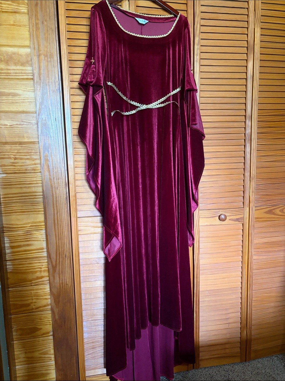 daizbella Renaissance Maxi Dress Medieval Trailing Sleeves